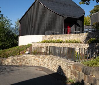 Außenansicht Kirche in Overath