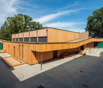 Sportkomplex Mohnweg: Außenansicht