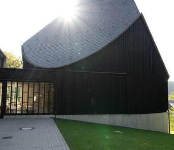 Außenansicht Kirche in Overath